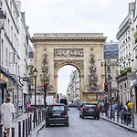 Urbanflat 42 - Two-bedroom Flat In Center Of * Paris