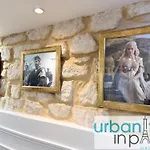 Urbanflat 42 - Two-bedroom Flat In Center Of