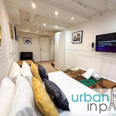 Urbanflat 42 - Two-bedroom Flat In Center Of Paris