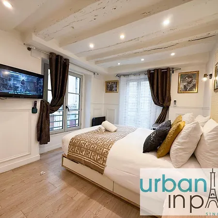 Urbanflat 42 - Two-bedroom Flat In Center Of