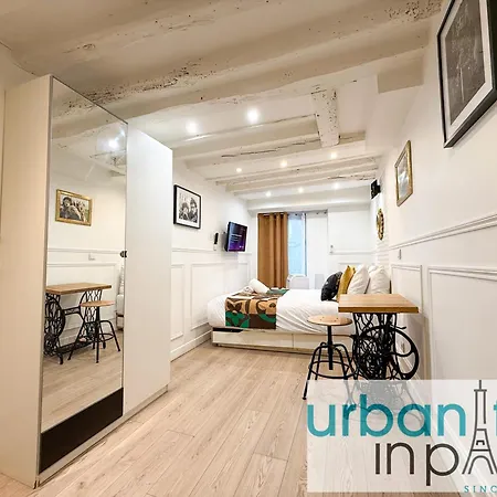 Urbanflat 42 - Two-bedroom Flat In Center Of *