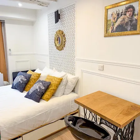 Urbanflat 42 - Two-bedroom Flat In Center Of Διαμέρισμα *