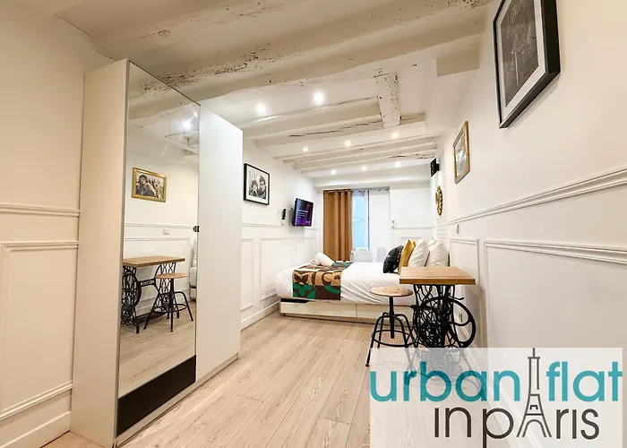 Urbanflat 42 - Two-bedroom Flat In Center Of *