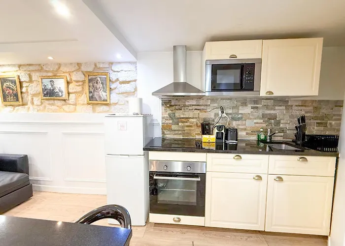 Lägenhet Urbanflat 42 - Two-bedroom Flat In Center Of *